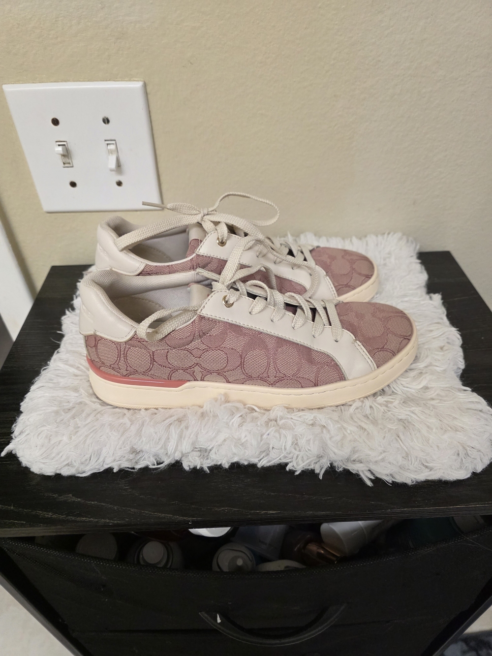 Coach Women's Pink Signature Low-Top Sneakers